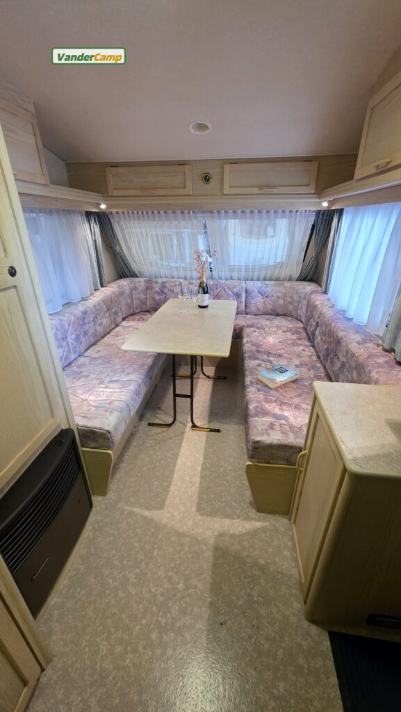 Elddis Shadowline 380