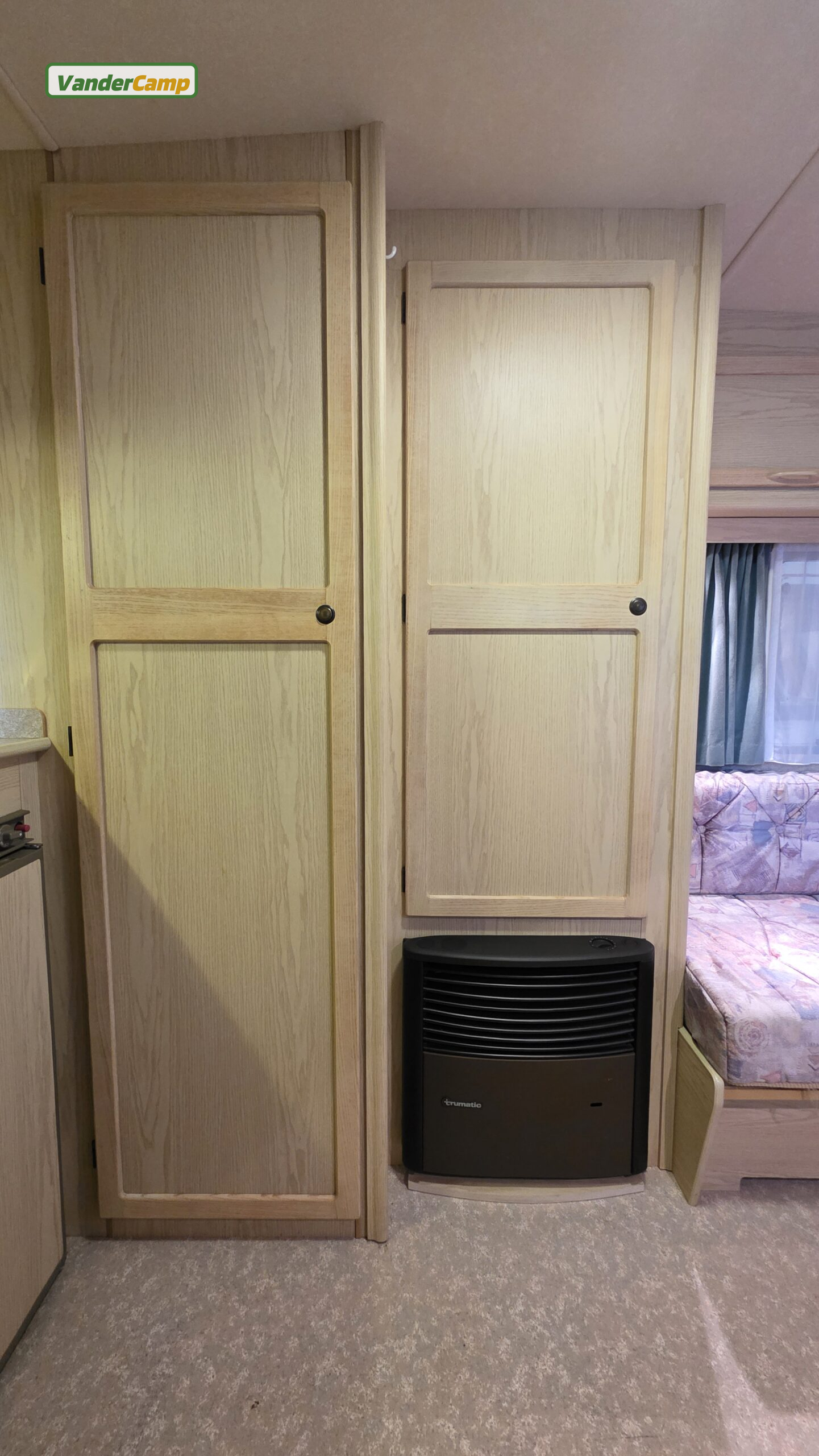 Elddis Shadowline 380