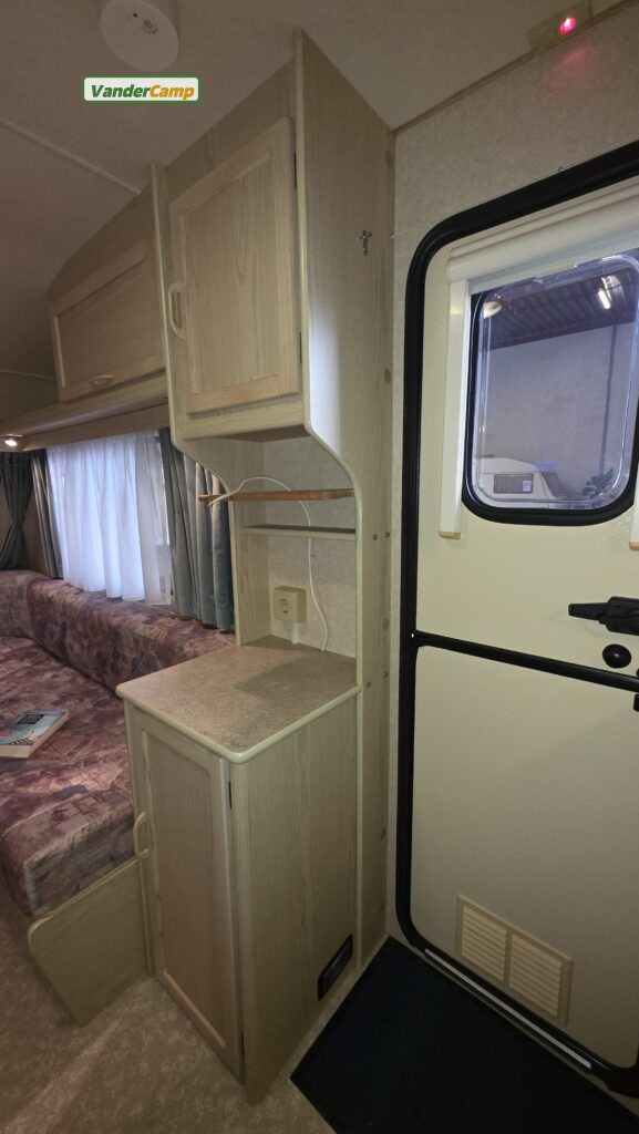 Elddis Shadowline 380