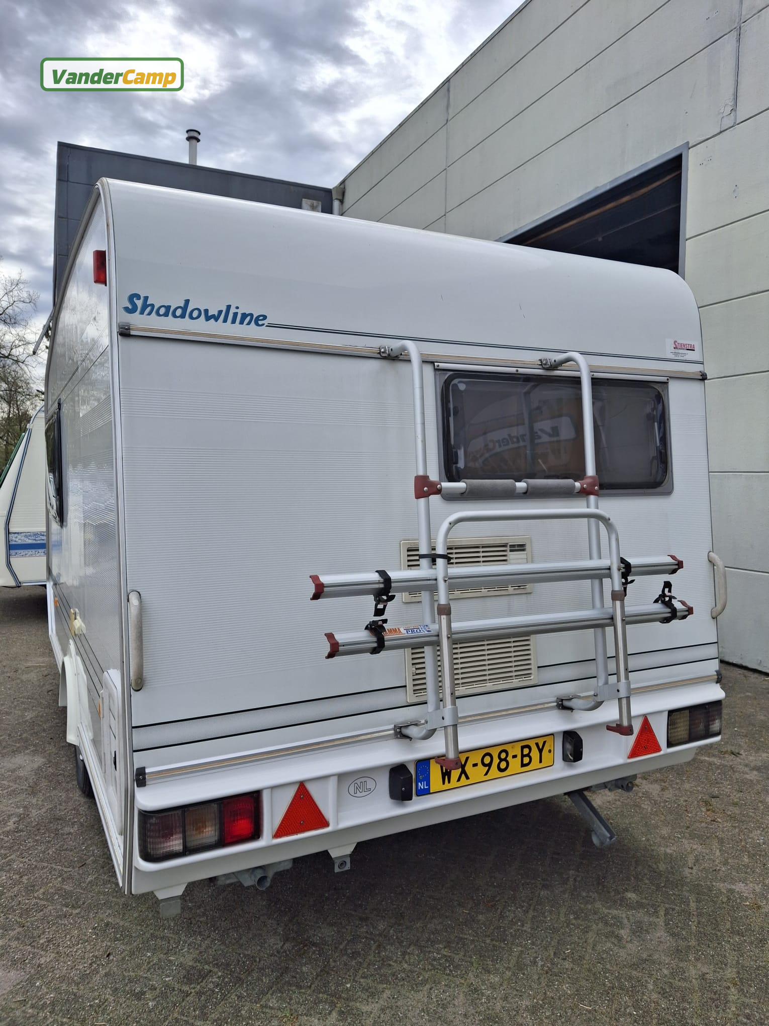 Elddis Shadowline 380