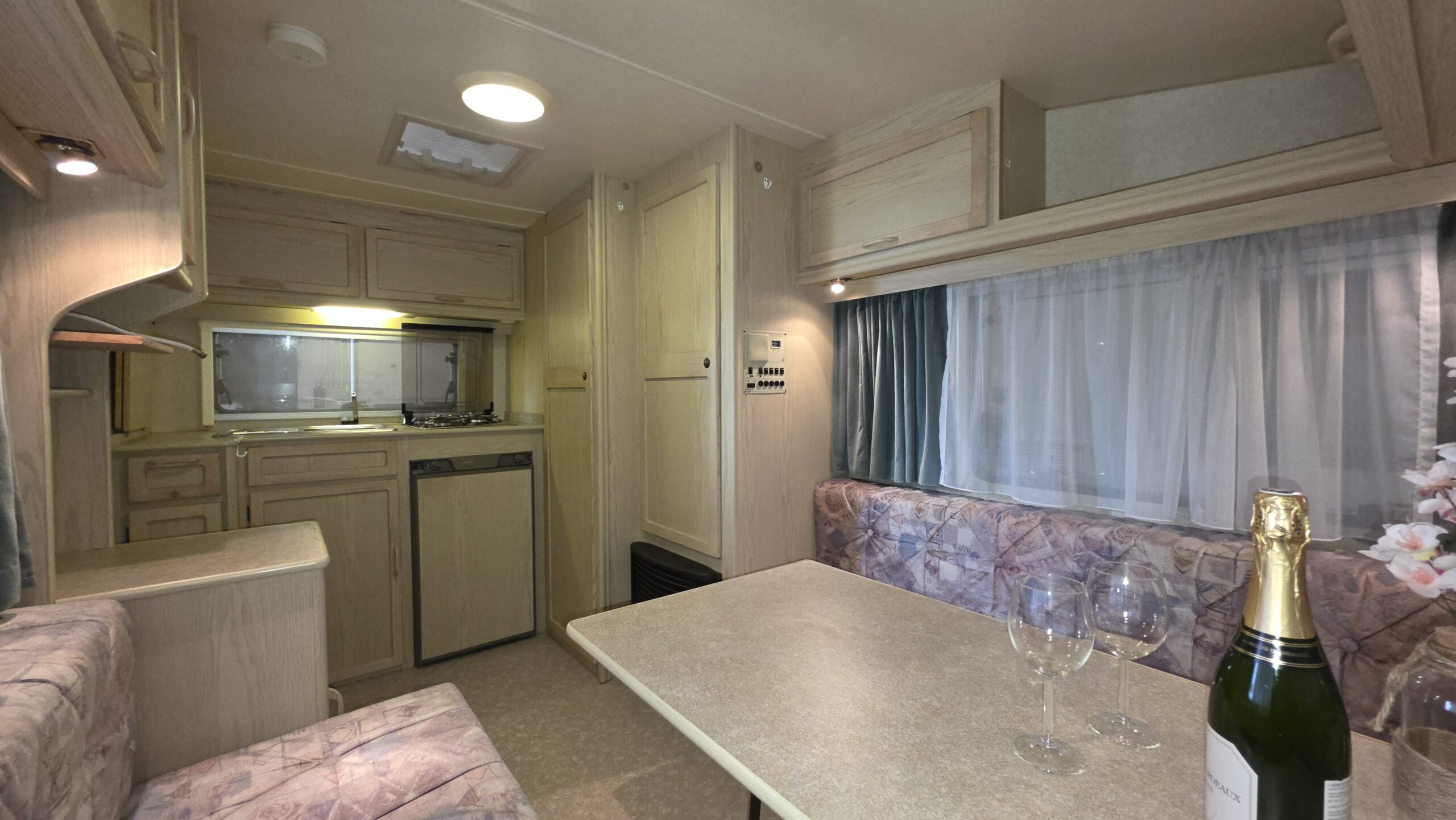 Elddis Shadowline 380