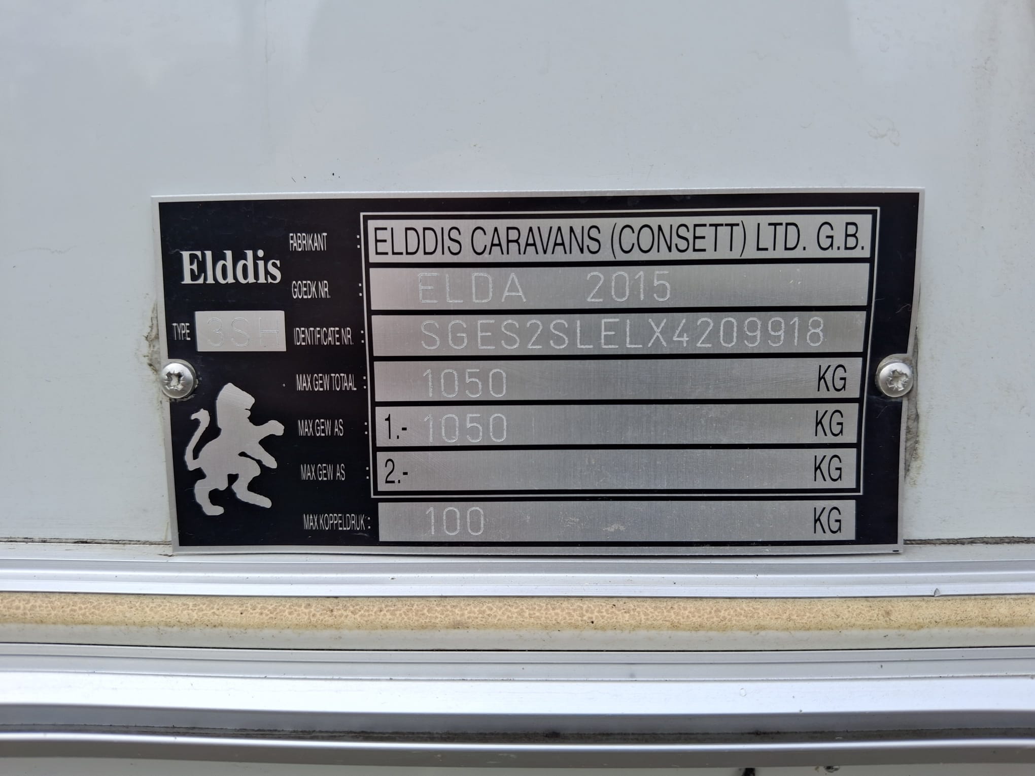 Elddis Shadowline 380