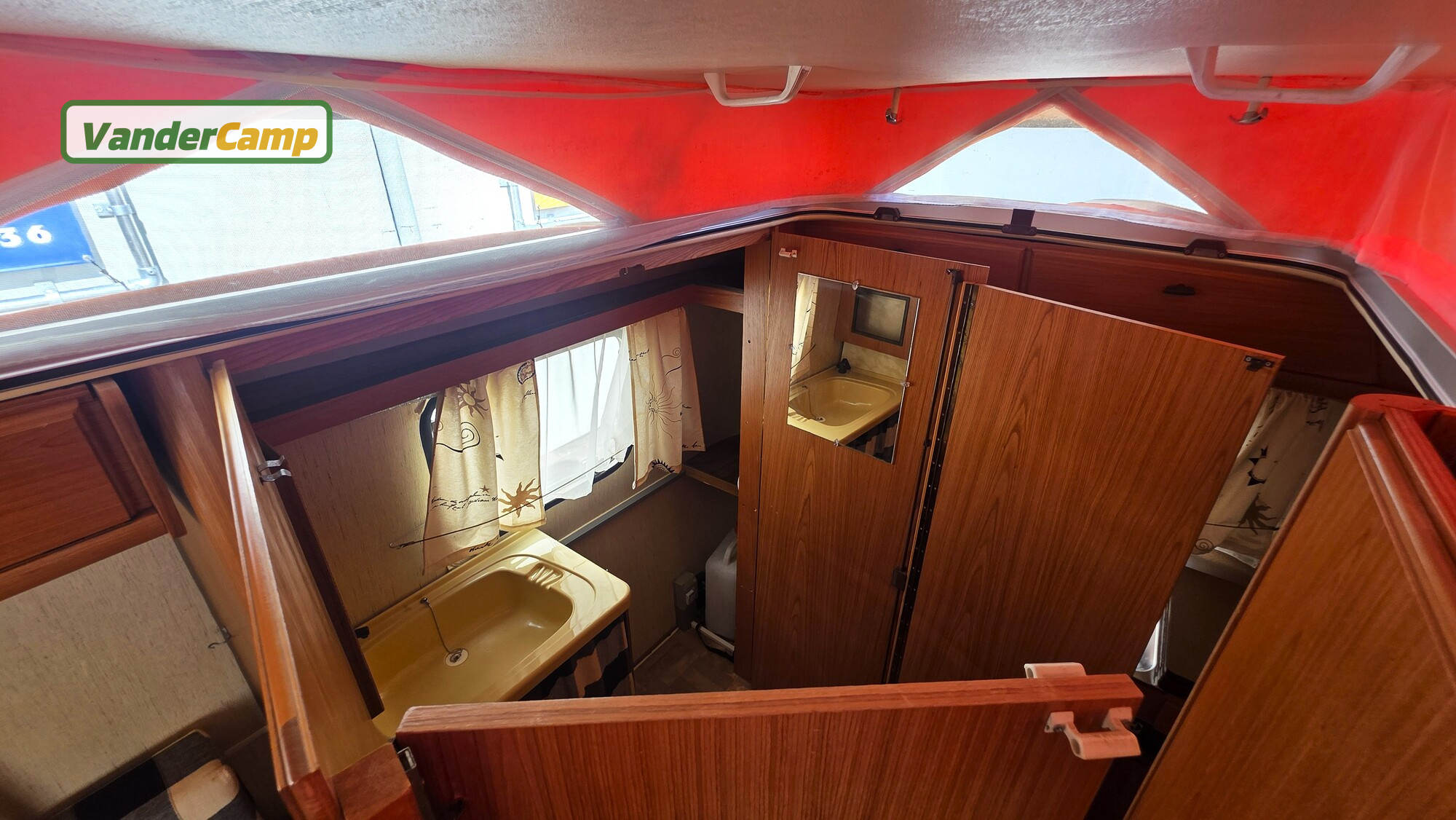 Eriba Triton
