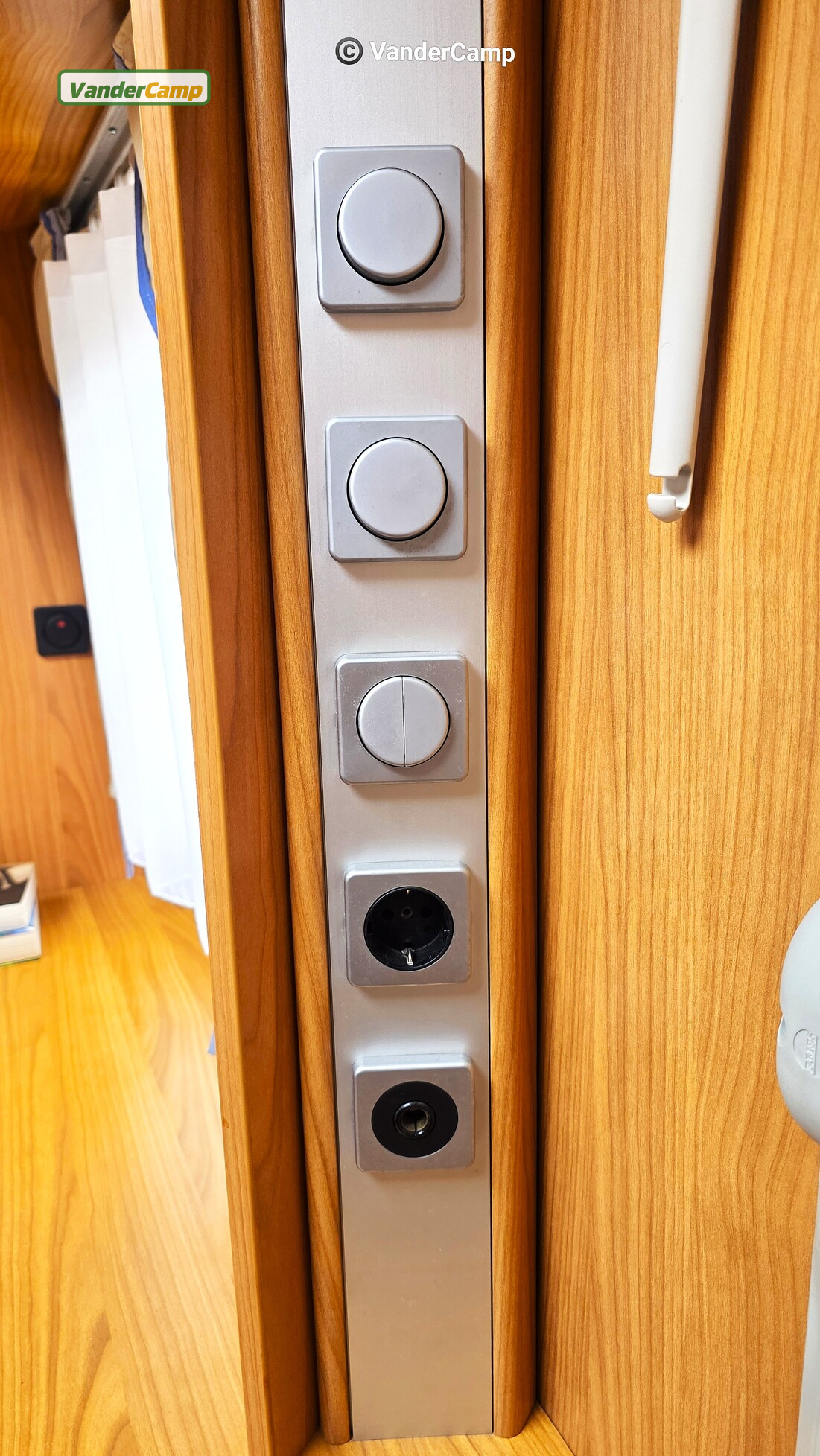 Burnster Amara 470 TL