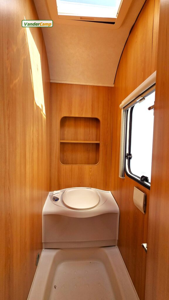 T.E.C. Travel King 460 TDF (2009)