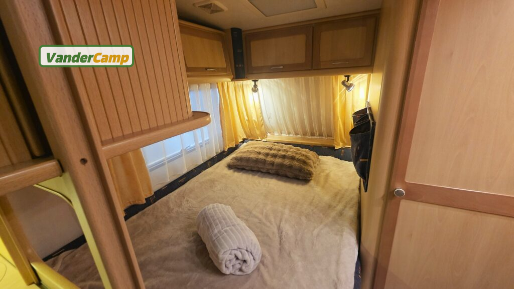 T.E.C. Travel King 460 TDF (2004)